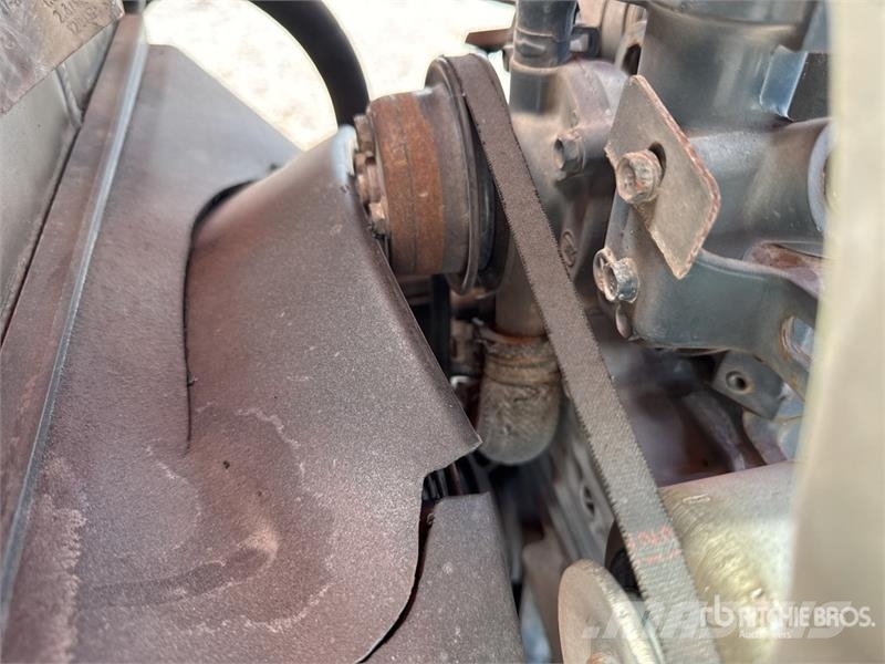 Atlas Copco Mobile Compresseur A Air Air Compressor (Inoperabl مكابس