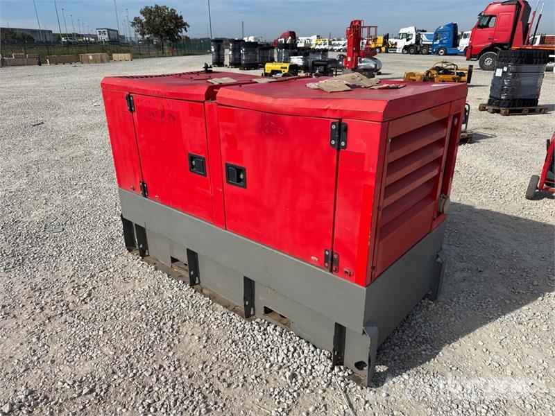 Atlas Copco QAS 30 Generator Set Дизелови генератори
