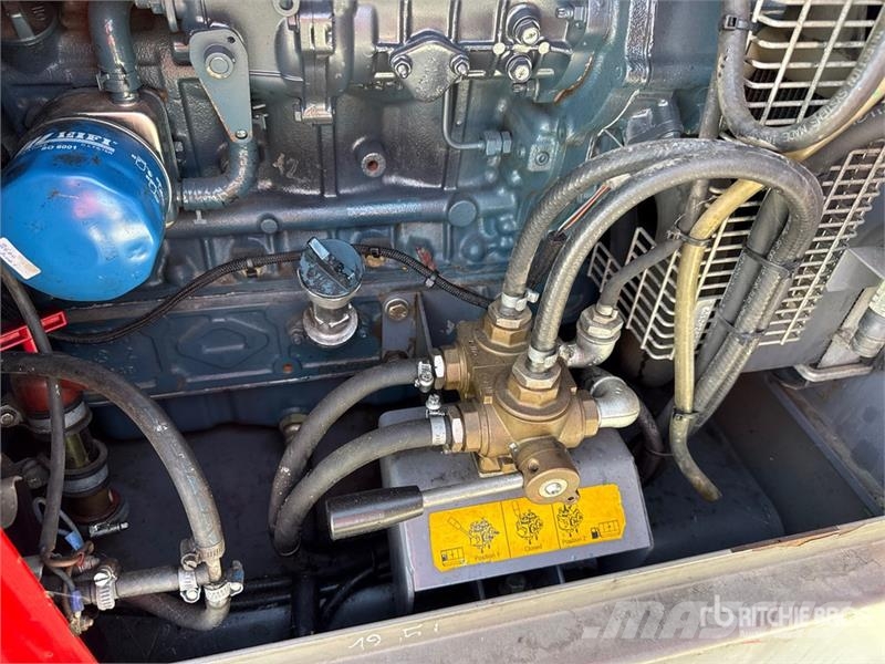 Atlas Copco QAS 30 Generator Set Дизелови генератори
