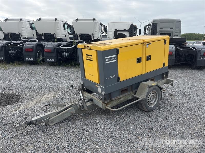 Atlas Copco QAS 30 S/A Generator Trailer (Inoperable) Tieflader