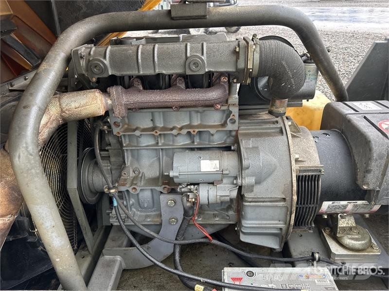Atlas Copco QAX20 20 kVA Mobile Generator Set Dizelski agregati