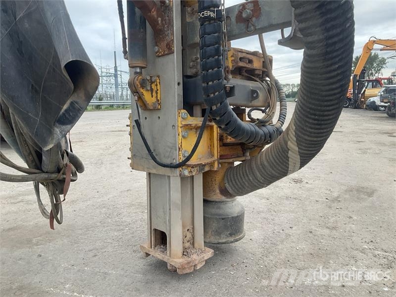 Atlas Copco ROC D7-01 Crawler Mounted Blasthole Drill Druga oprema za vrtanje