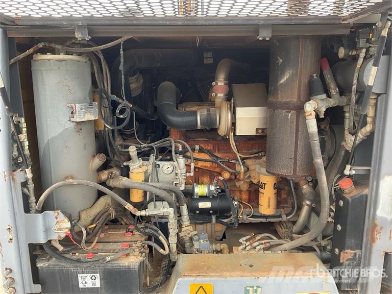 Atlas Copco ROC D7-01 Crawler Mounted Blasthole Drill Druga oprema za vrtanje