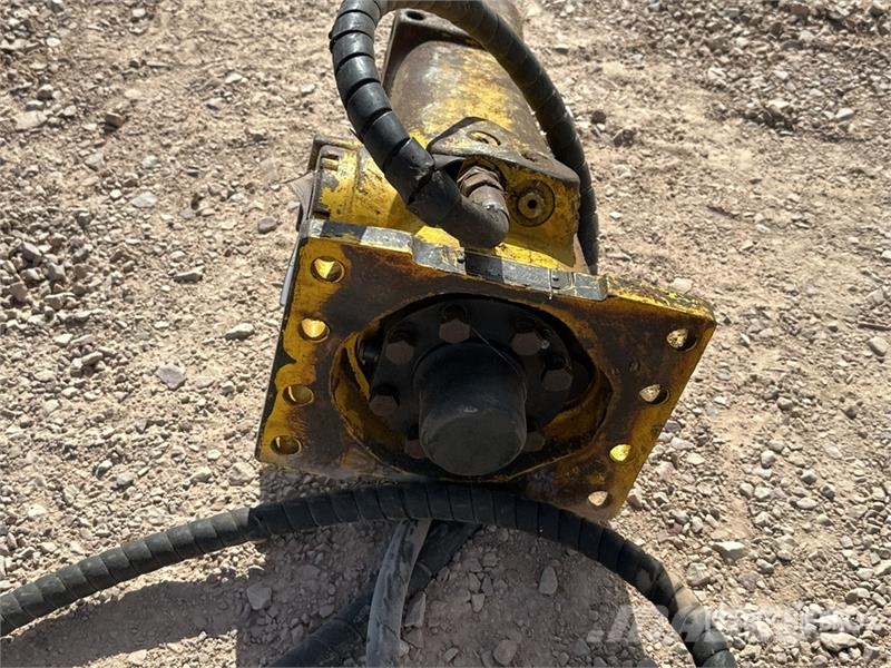 Atlas Copco SB102 Σφυριά / Σπαστήρες