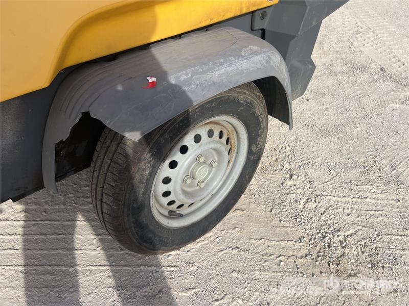 Atlas Copco XAS48 Mobile Compresseur A Air Air Compressor Kompresorji