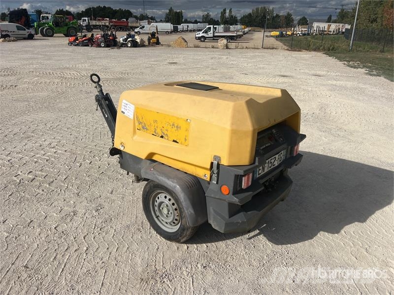 Atlas Copco XAS48 Mobile Compresseur A Air Air Compressor Kompresorji