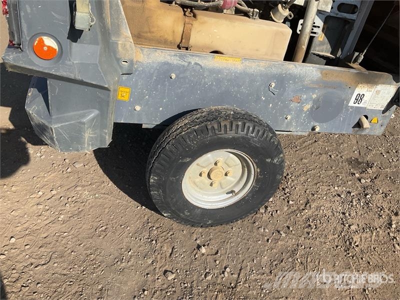 Atlas Copco XAS48 Mobile Air Compressor Kompresszorok