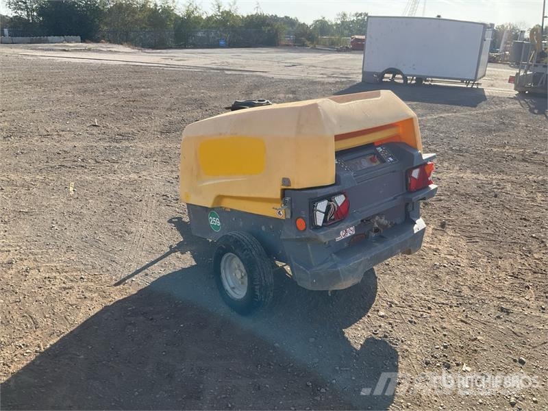 Atlas Copco XAS48 Mobile Air Compressor Kompresszorok