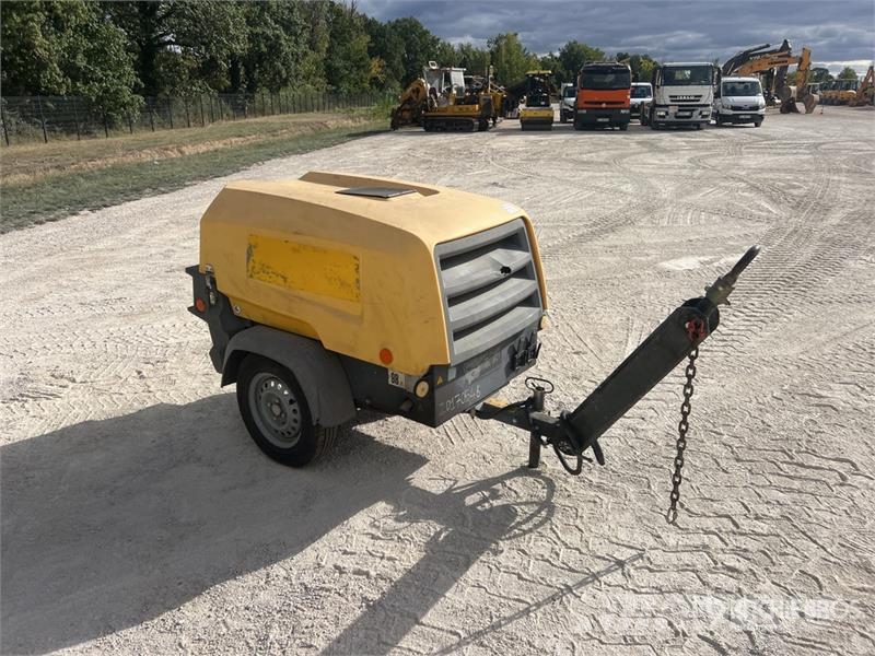 Atlas Copco XAS48 Mobile Compresseur A Air Air Compressor Kompresorji