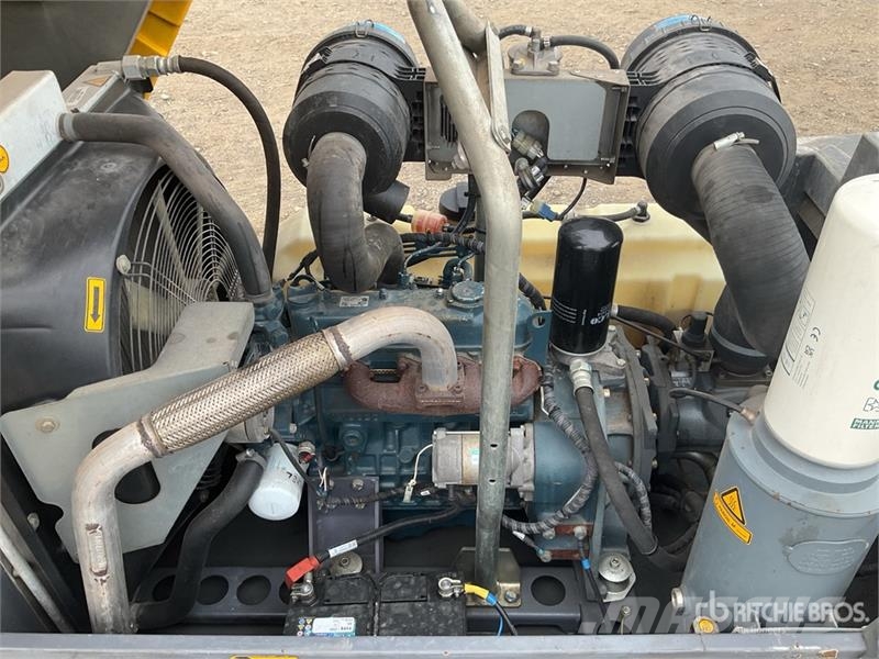 Atlas Copco XAS68 Mobile Air Compressor Компресори
