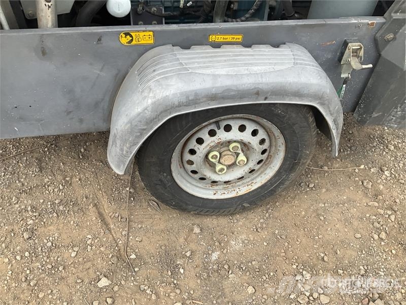 Atlas Copco XAS68 Mobile Air Compressor Компресори
