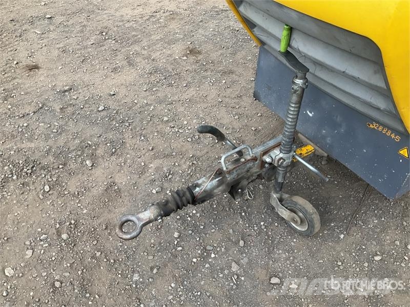 Atlas Copco XAS68 Mobile Air Compressor Компресори