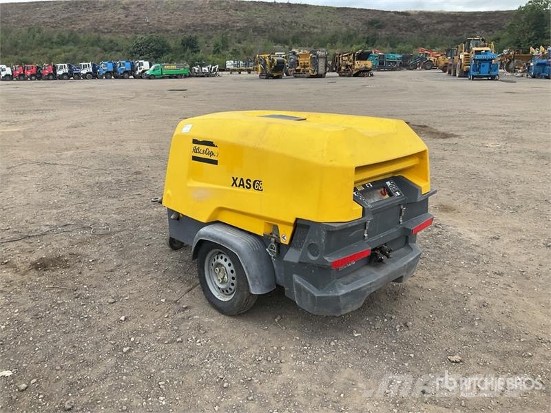 Atlas Copco XAS68 Mobile Air Compressor Компресори