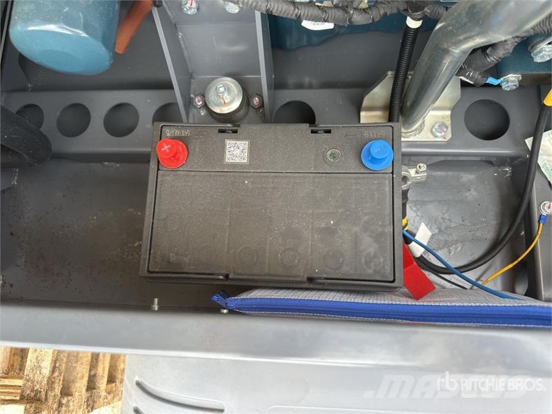 Atlas Copco XAS88 Mobile Air Compressor (Unused) Компресори