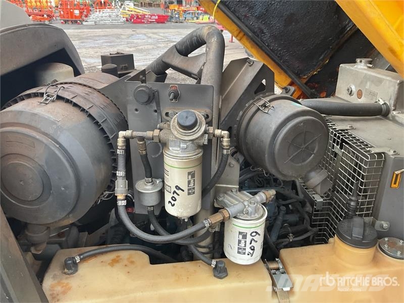 Atlas Copco XATS138 Mobile Air Compressor (Inoperable) Kompresori