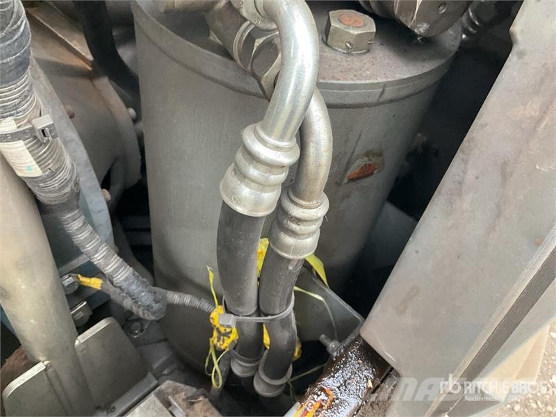 Atlas Copco XATS138 Mobile Air Compressor (Inoperable) Kompresori