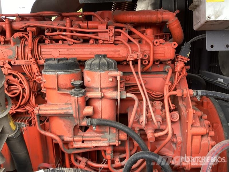 Atlas Copco XAVS 448 Mobile Air Compressor Компресори