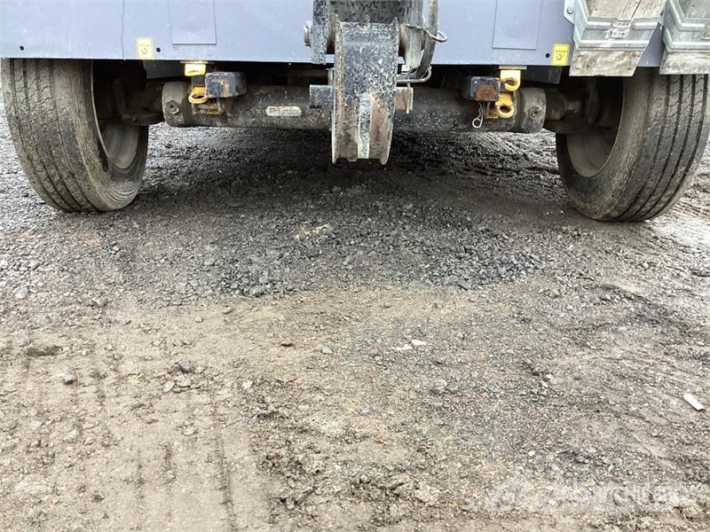 Atlas Copco XAVS 448 Mobile Air Compressor Компресори