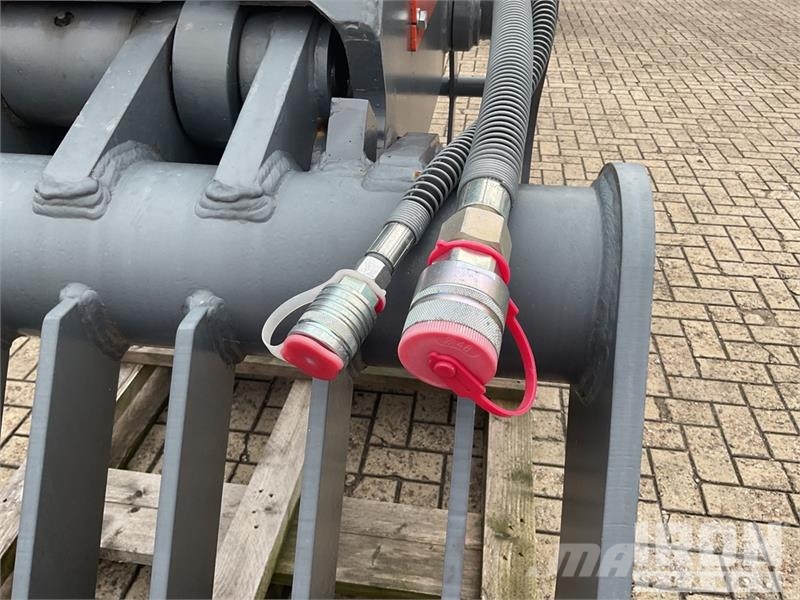 Atlas E200-1000 1080 mm Rotating Demolition Grapple/ Dem Grapples