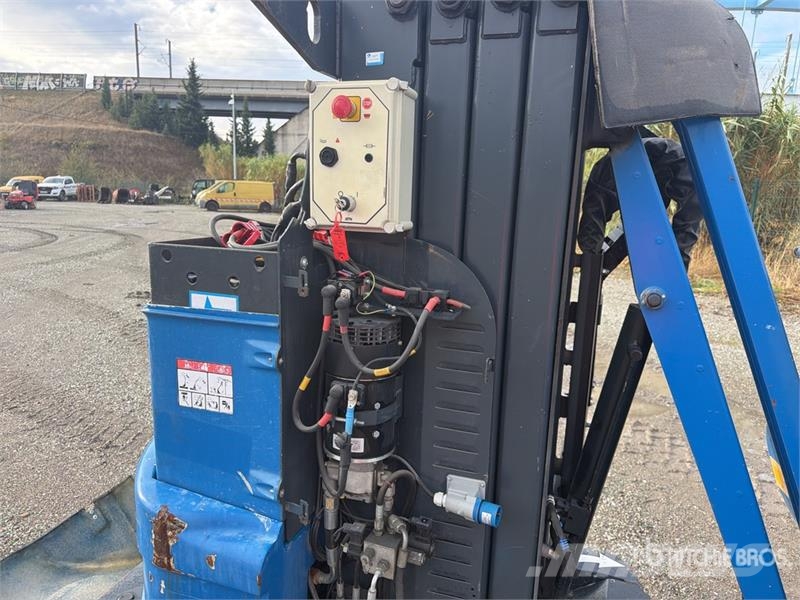ATN Piaf 1000R Nacelle A Mat Droit Vertical Mast Lift Personenaufzüge