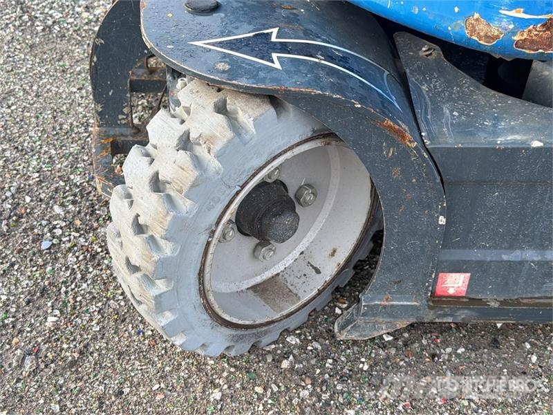 ATN Piaf 1000R Nacelle A Mat Droit Vertical Mast Lift Personenaufzüge
