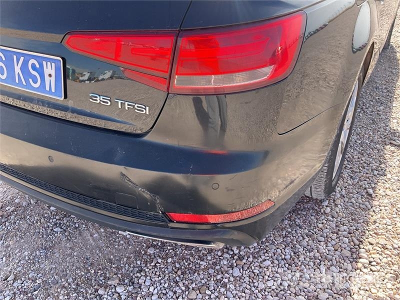 Audi A4 سيارات