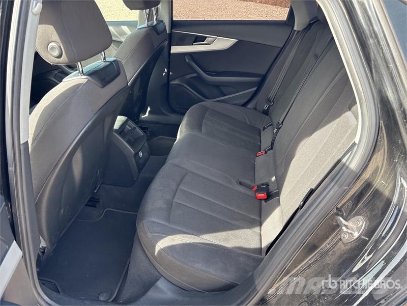 Audi A4 سيارات