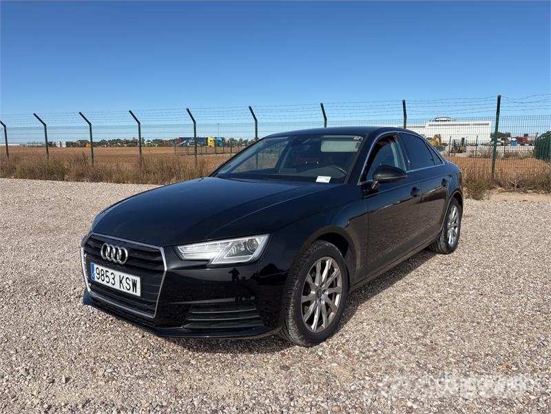 Audi A4 سيارات