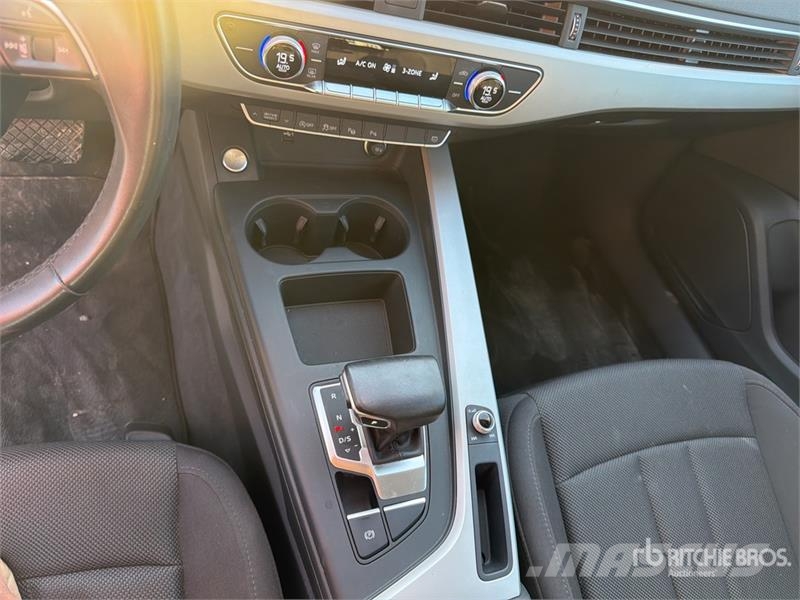Audi A4 Automobily