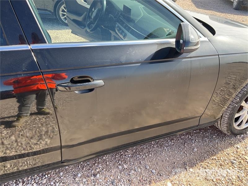 Audi A4 سيارات