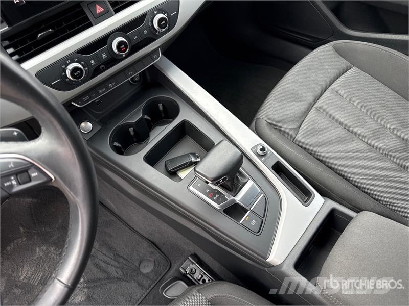 Audi A4 PKWs