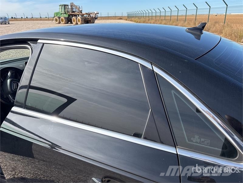 Audi A4 سيارات