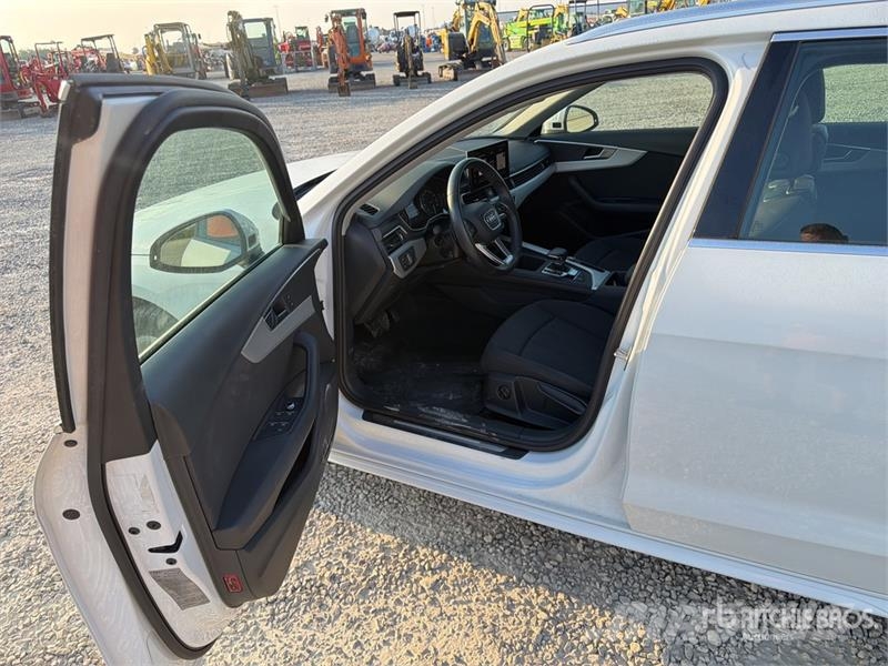 Audi A4 Automobily