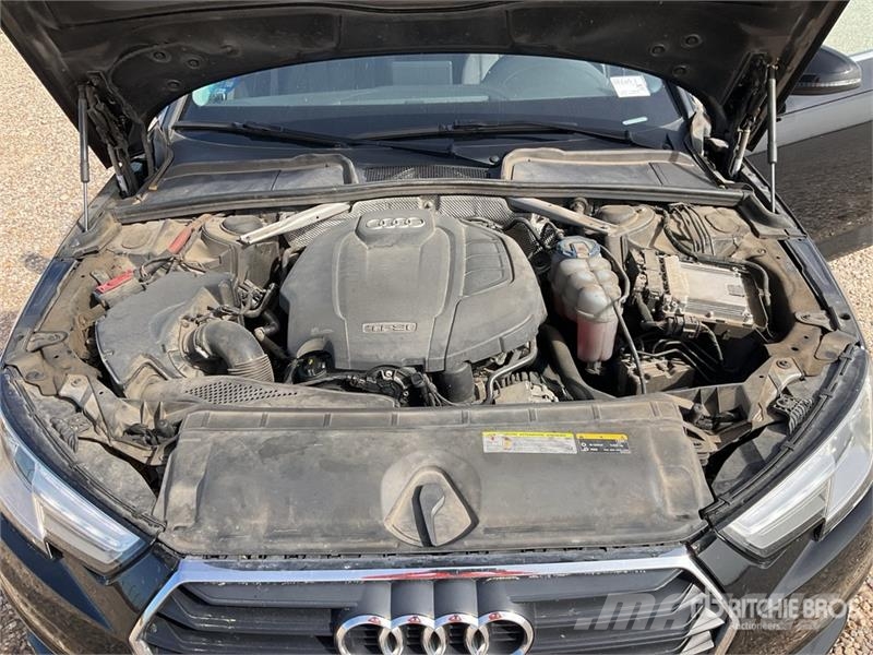 Audi A4 سيارات