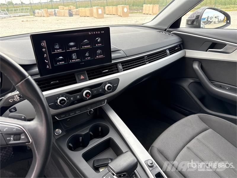 Audi A4 PKWs