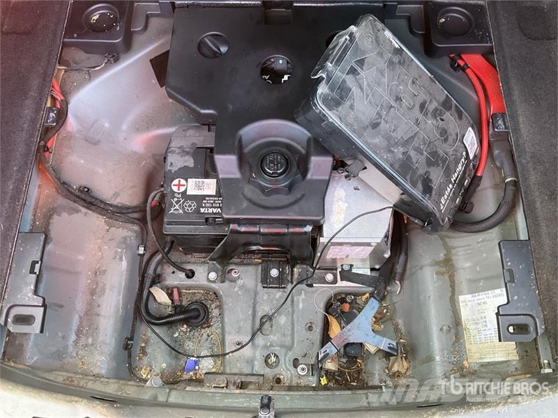 Audi A4 سيارات
