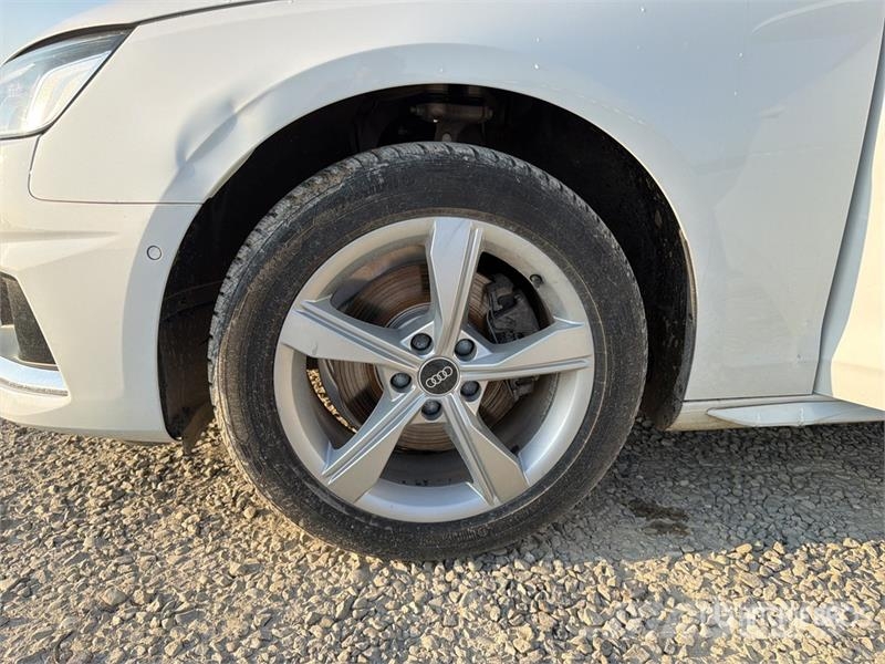 Audi A4 Automobily