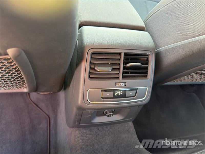 Audi A4 Automobily