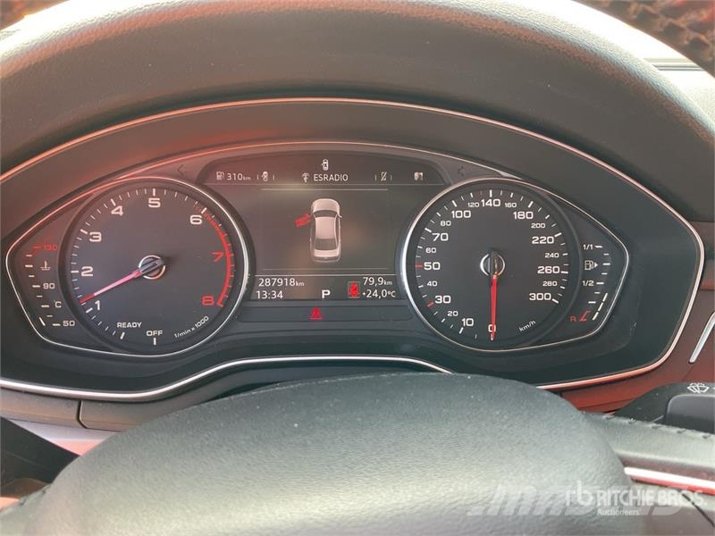 Audi A4 سيارات