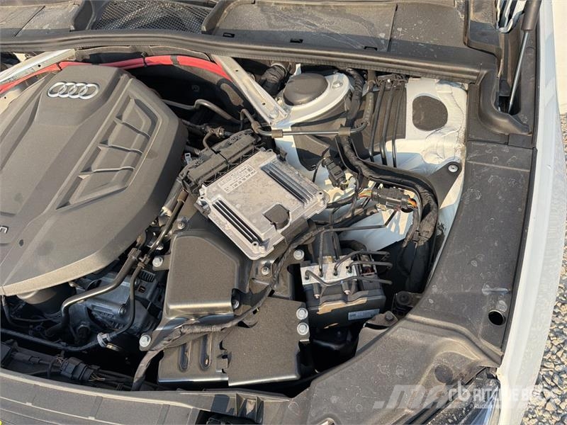 Audi A4 Automobily