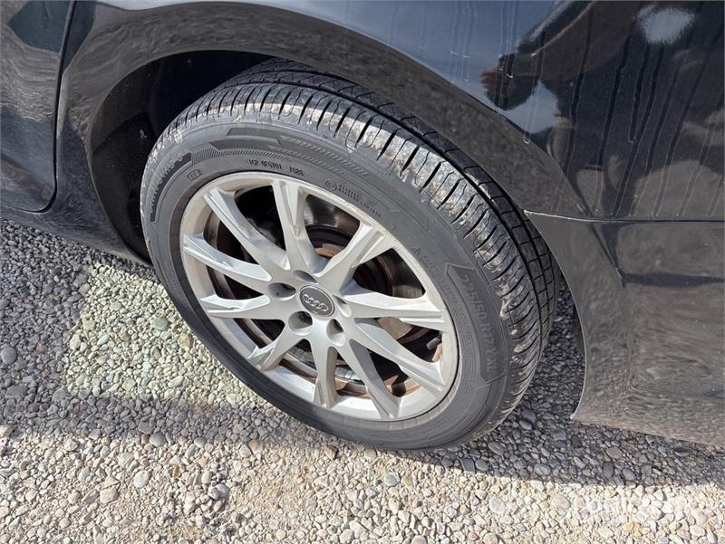 Audi A4 سيارات