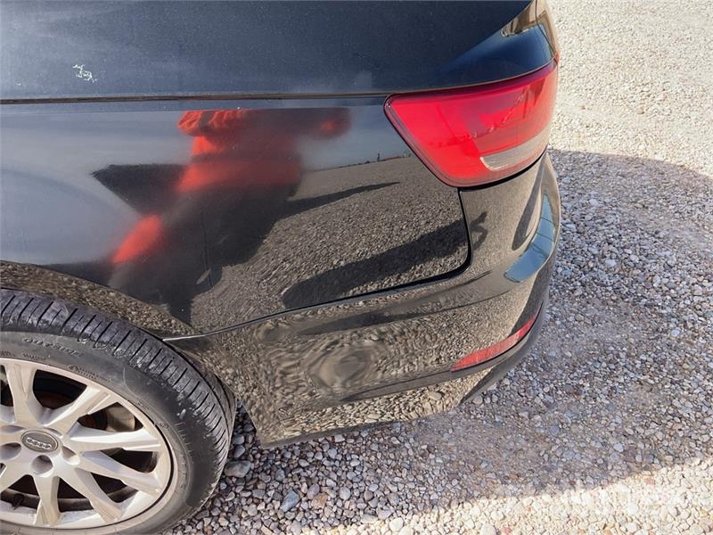 Audi A4 سيارات