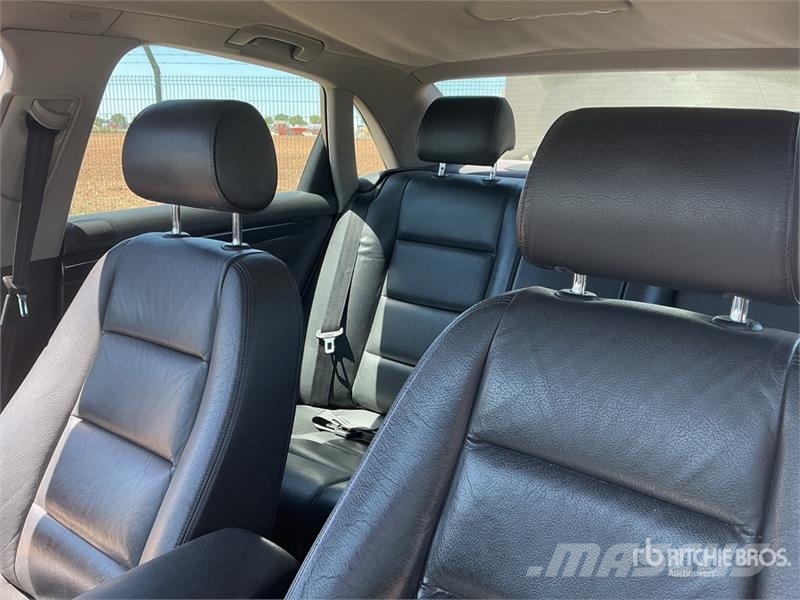 Audi A4 1.9TDI Automobile Carros