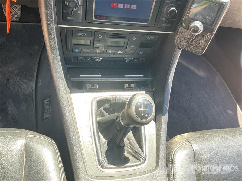 Audi A4 1.9TDI Automobile Carros