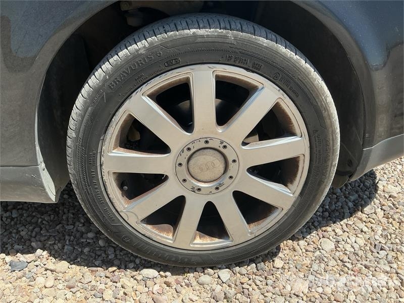 Audi A4 1.9TDI Automobile Carros
