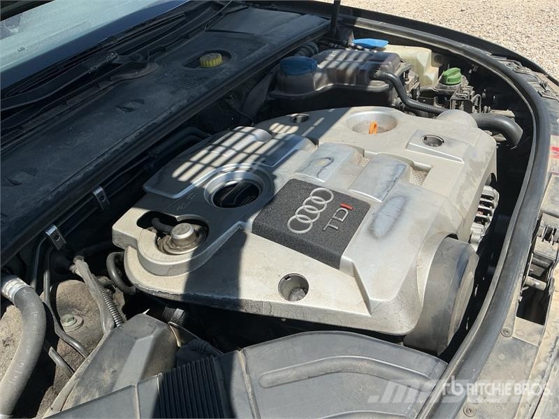 Audi A4 1.9TDI Automobile Carros