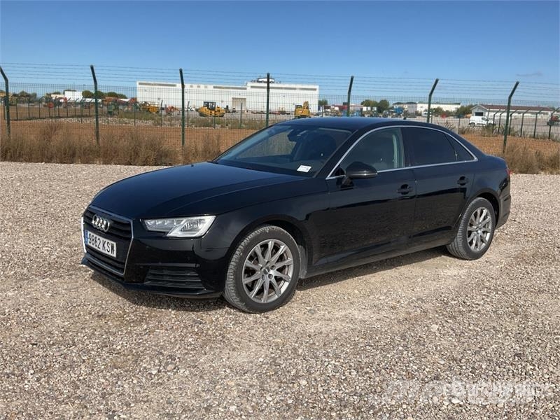 Audi A4 35TFSI Automobile Carros Ligeiros