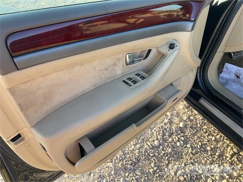 Audi A8 Carros