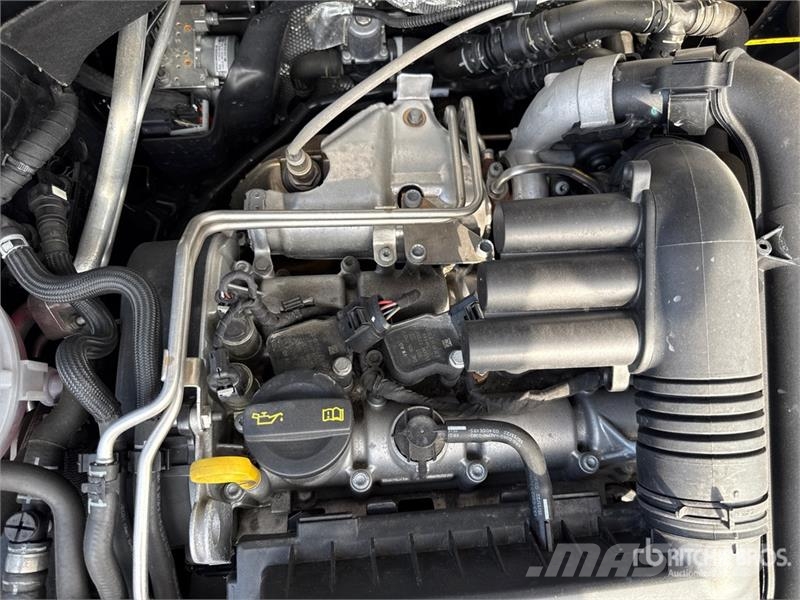 Audi Q3 Plug-In Hybrid 45 TFSI E S TRONIC BUSINESS SUV Αυτοκίνητα