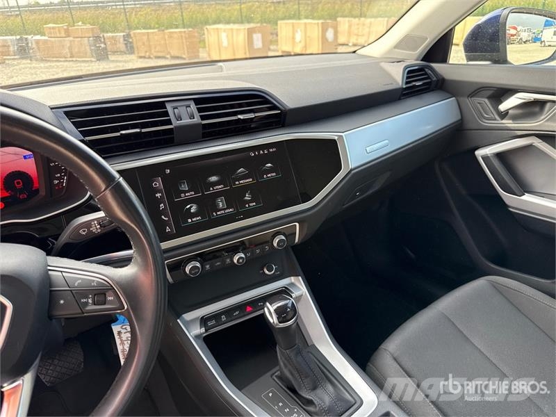 Audi Q3 Plug-In Hybrid 45 TFSI E S TRONIC BUSINESS SUV Αυτοκίνητα